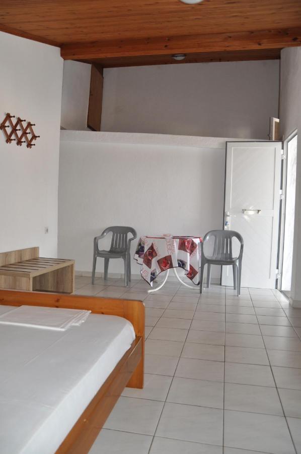 Apartments Stavroula Ηospitality Vrasná Pokoj fotografie