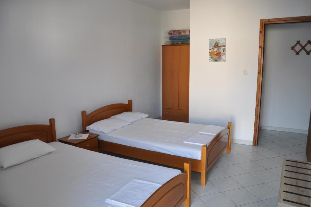 Apartments Stavroula Ηospitality Vrasná Pokoj fotografie